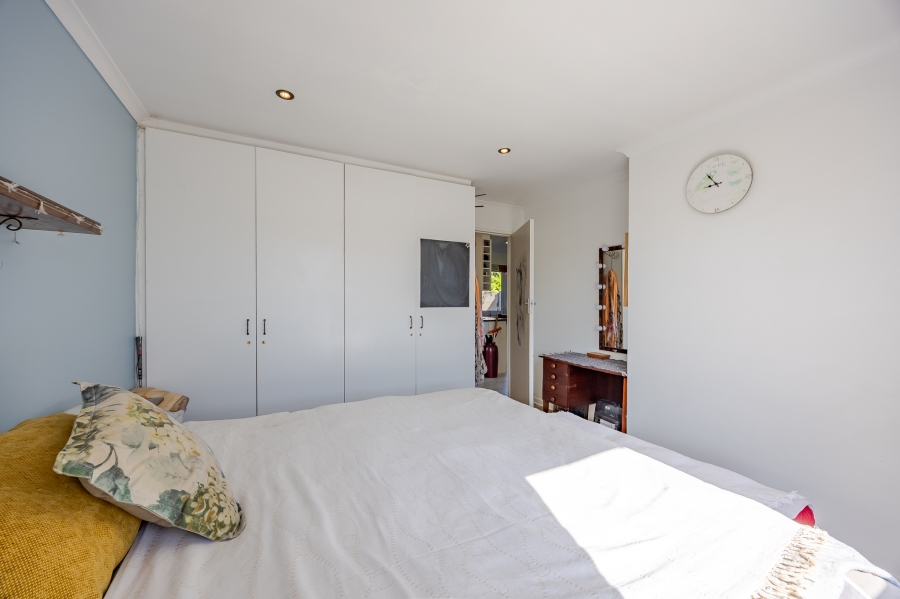 2 Bedroom Property for Sale in Lakeside Western Cape